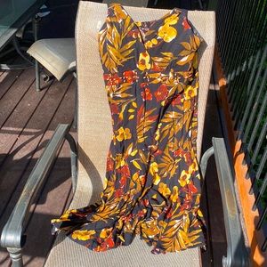 Women’s beachy dress size 12